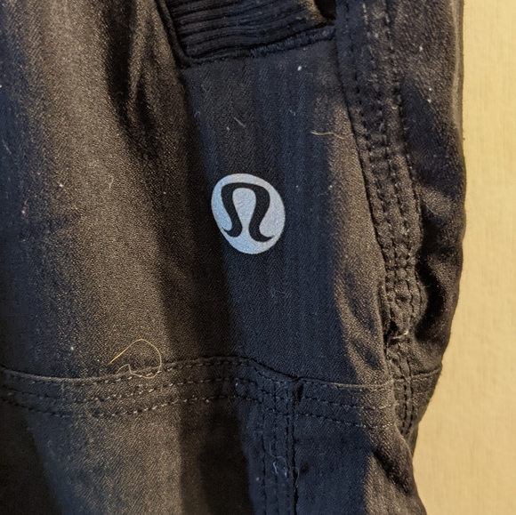 Lulu Lemon studio pants - Picture 3 of 5